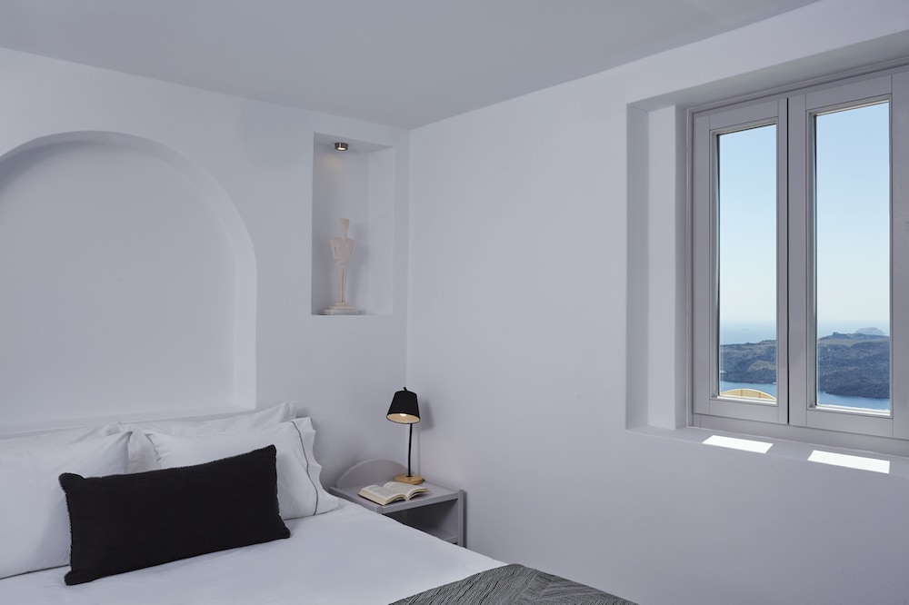 Aroma Suites 63/65