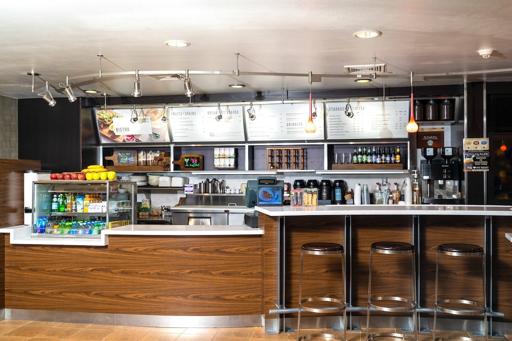 Courtyard by Marriott Kingston 37/50