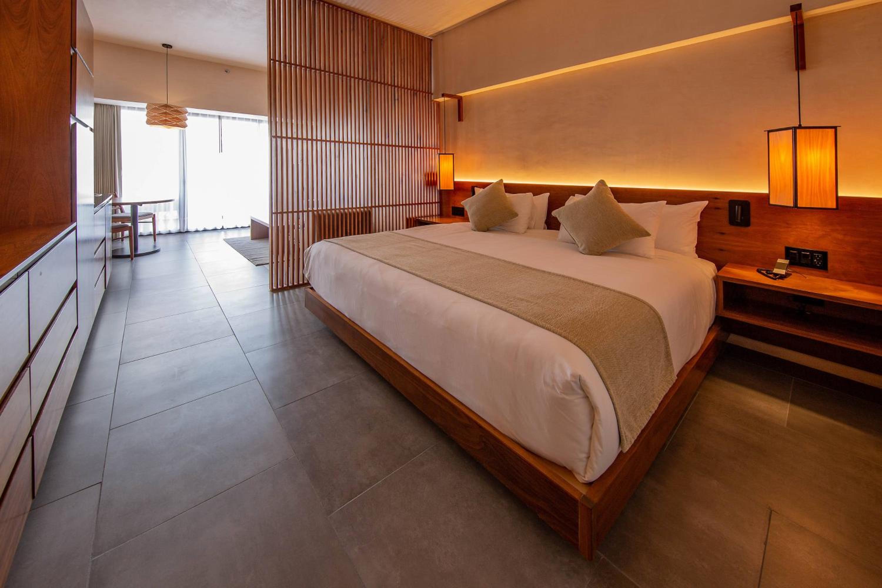 جناح سوبيريور بسرير كينج، Hive Cancun 2/7