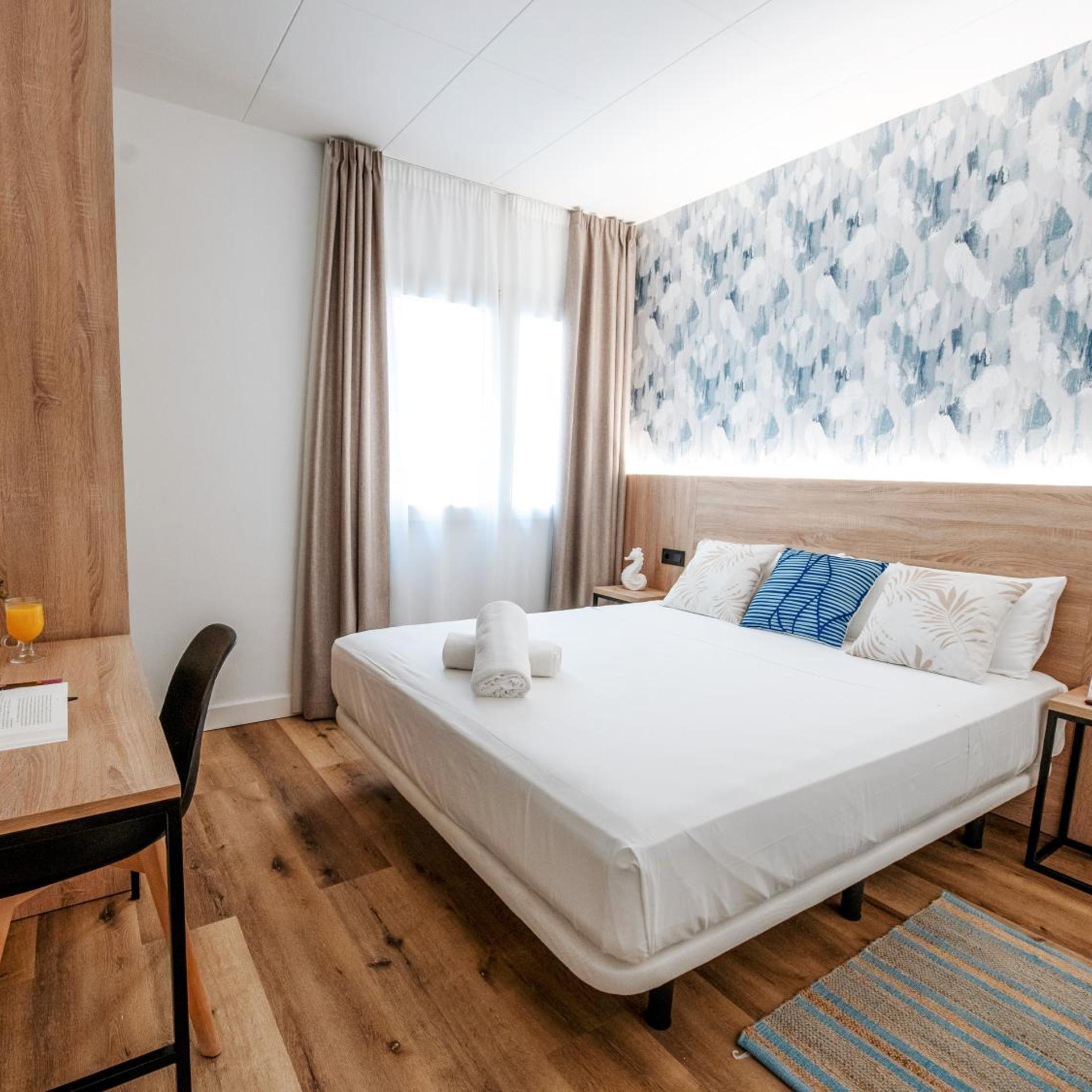 غرفة قياسية بسرير مزدوج أو سريرين منفصلين، Sweet Lloret Suites 4/10