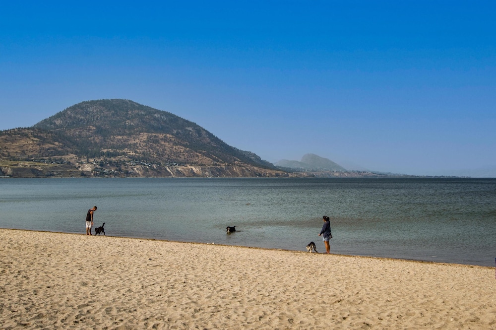 Coast Penticton Hotel 39/50