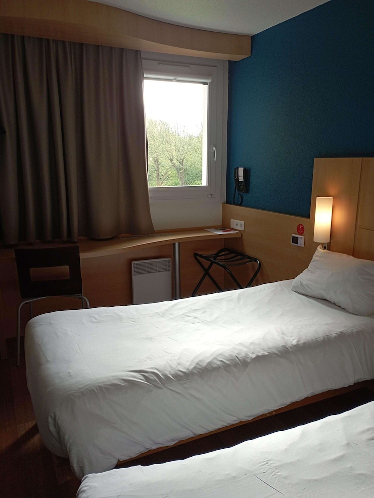 Hotel Ibis Fourmies 14/51