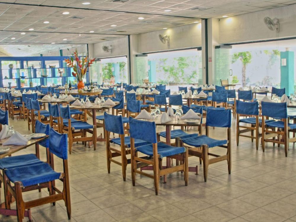 Hotel Guadaira Resort 33/49