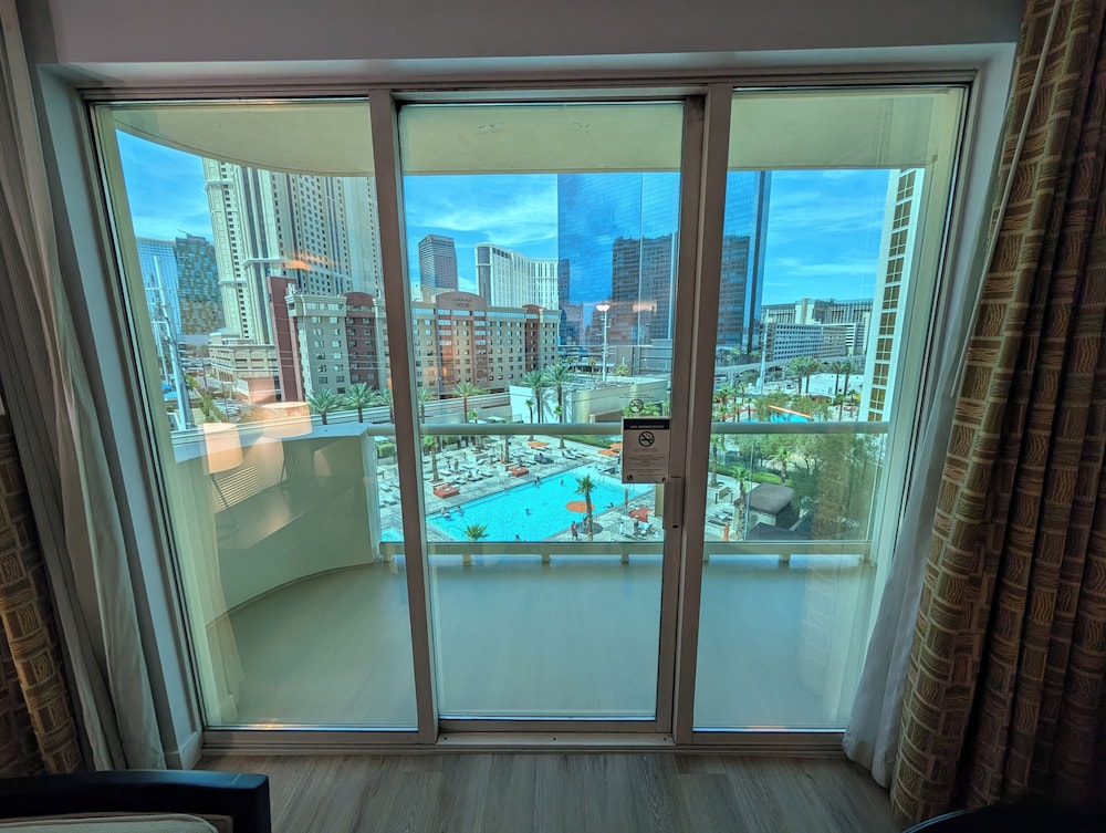 Jet Luxury Elite at The Signature 22/50