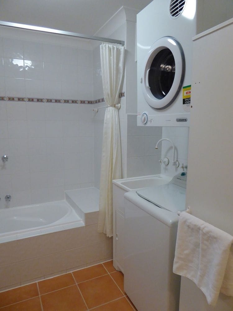 Lifestyle Apartments At Ferntree 65/66