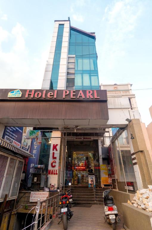 Oyo 3465 Hotel Pearl 3/50