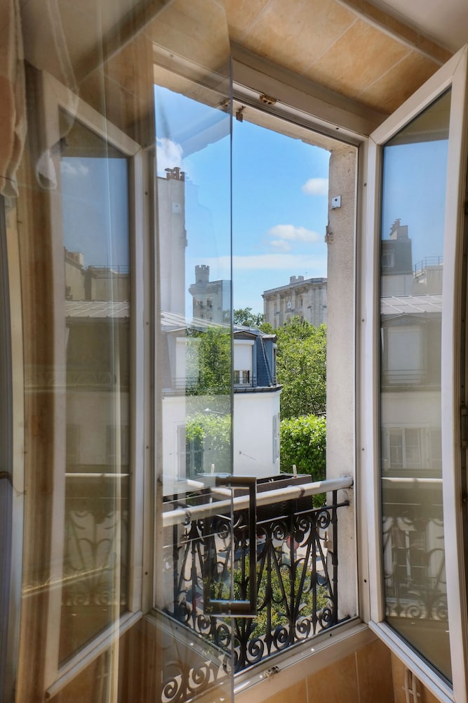 HOTEL DU CHATEAU 29/53