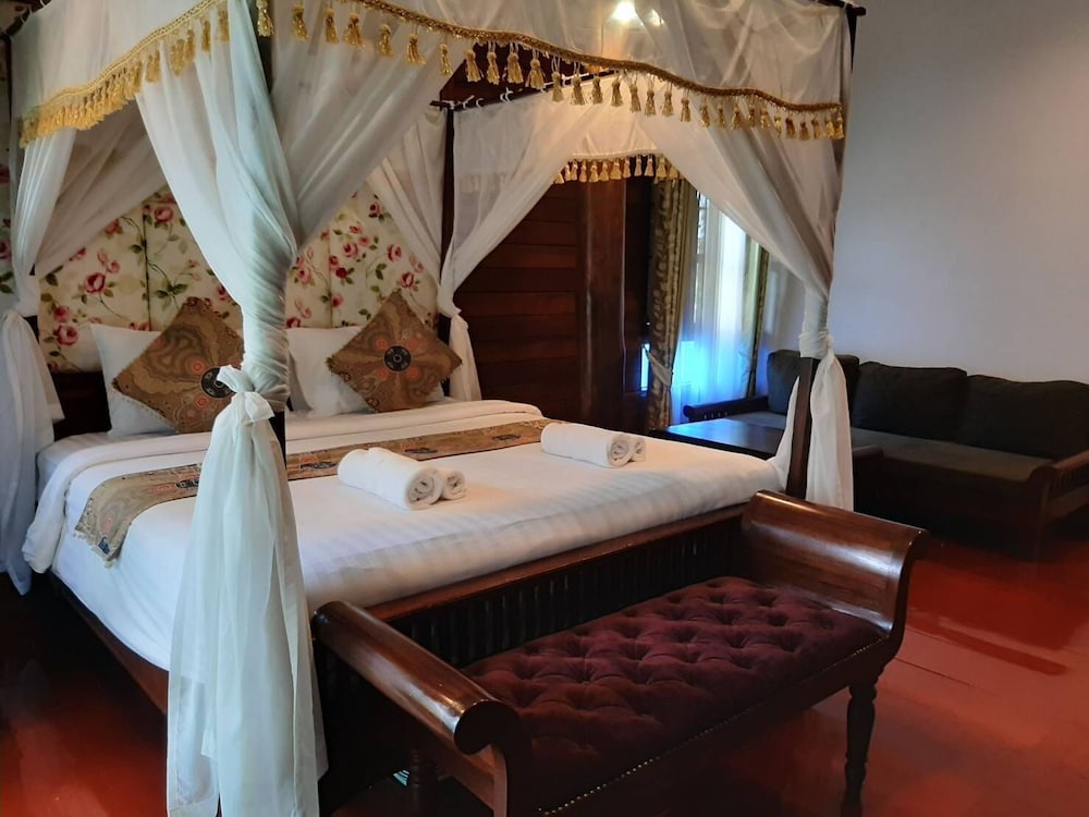 Buraphat Resort 16/50