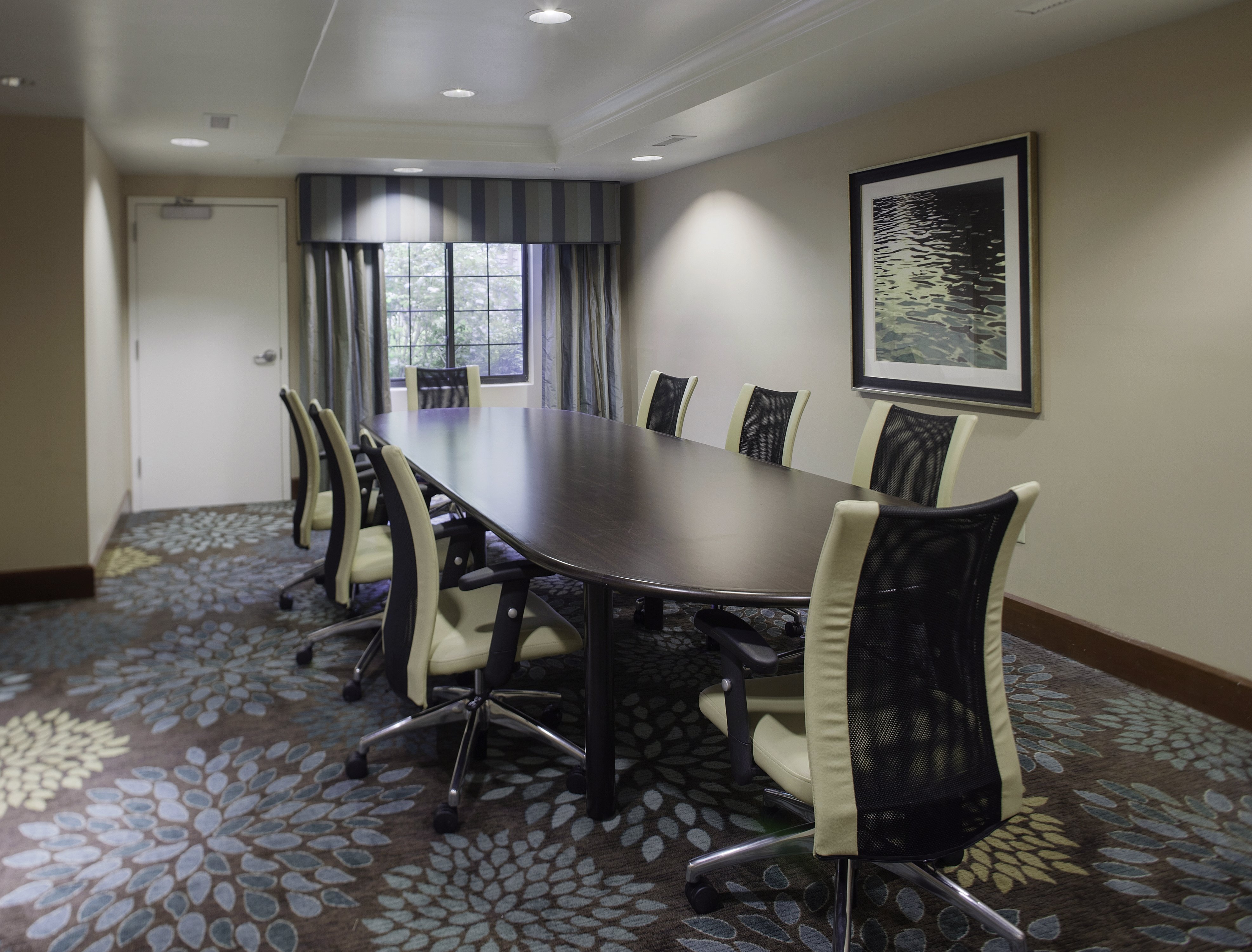 Staybridge Suites Fayetteville Univ of Arkansas 44/51