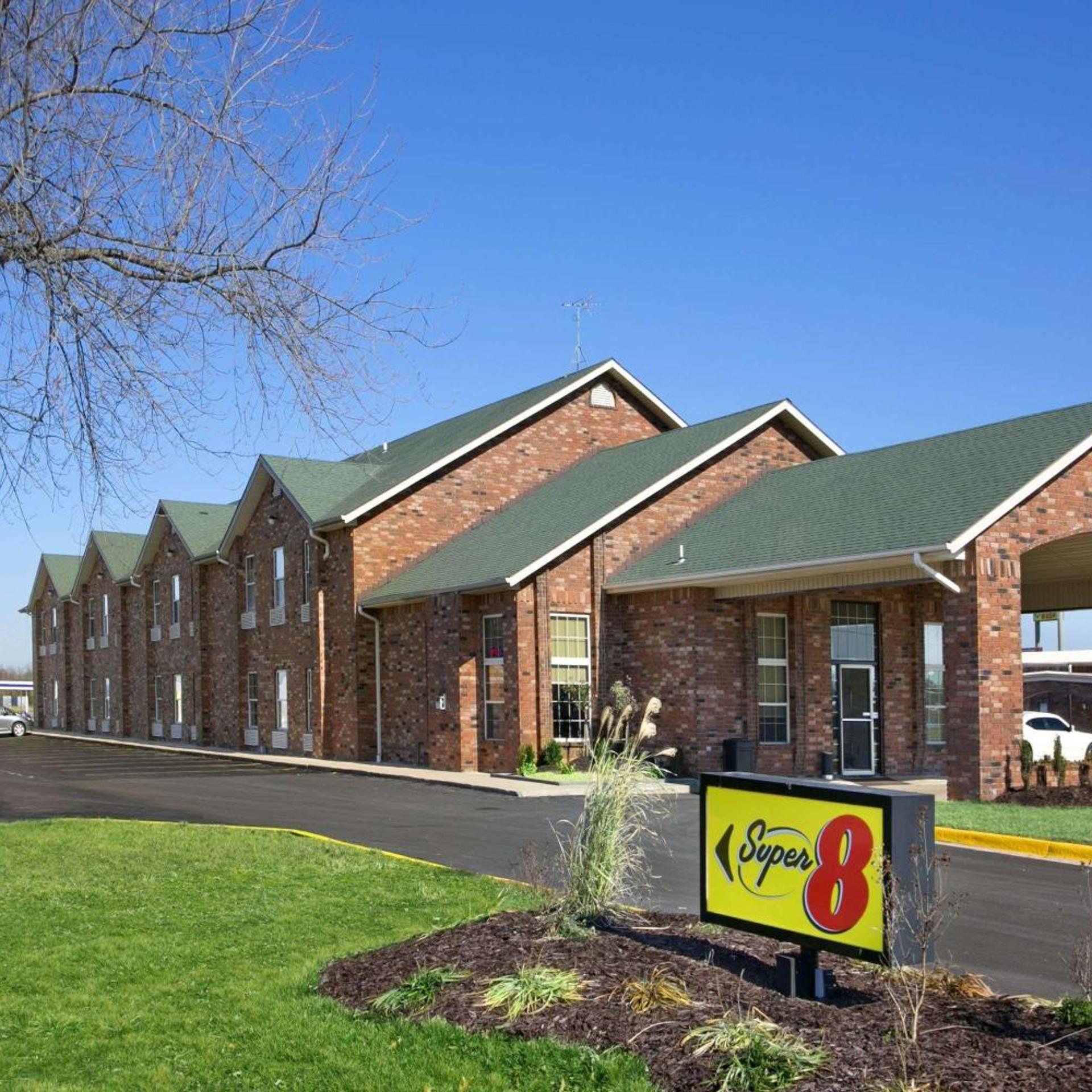 Super 8 by Wyndham Strafford/Springfield Area 3/36