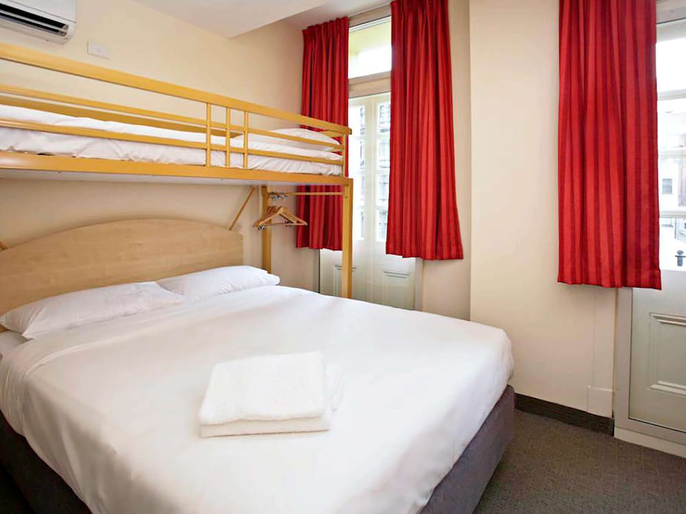 IBIS BUDGET MELBOURNE CBD 24/67