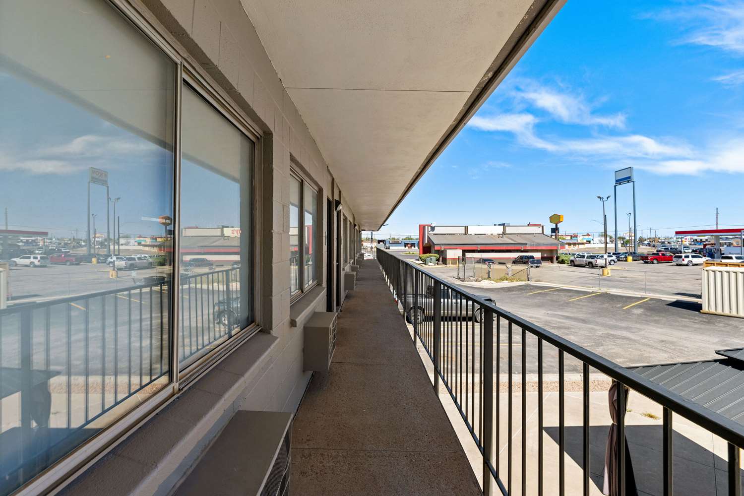 Rodeway Inn Midland, TX 27/32