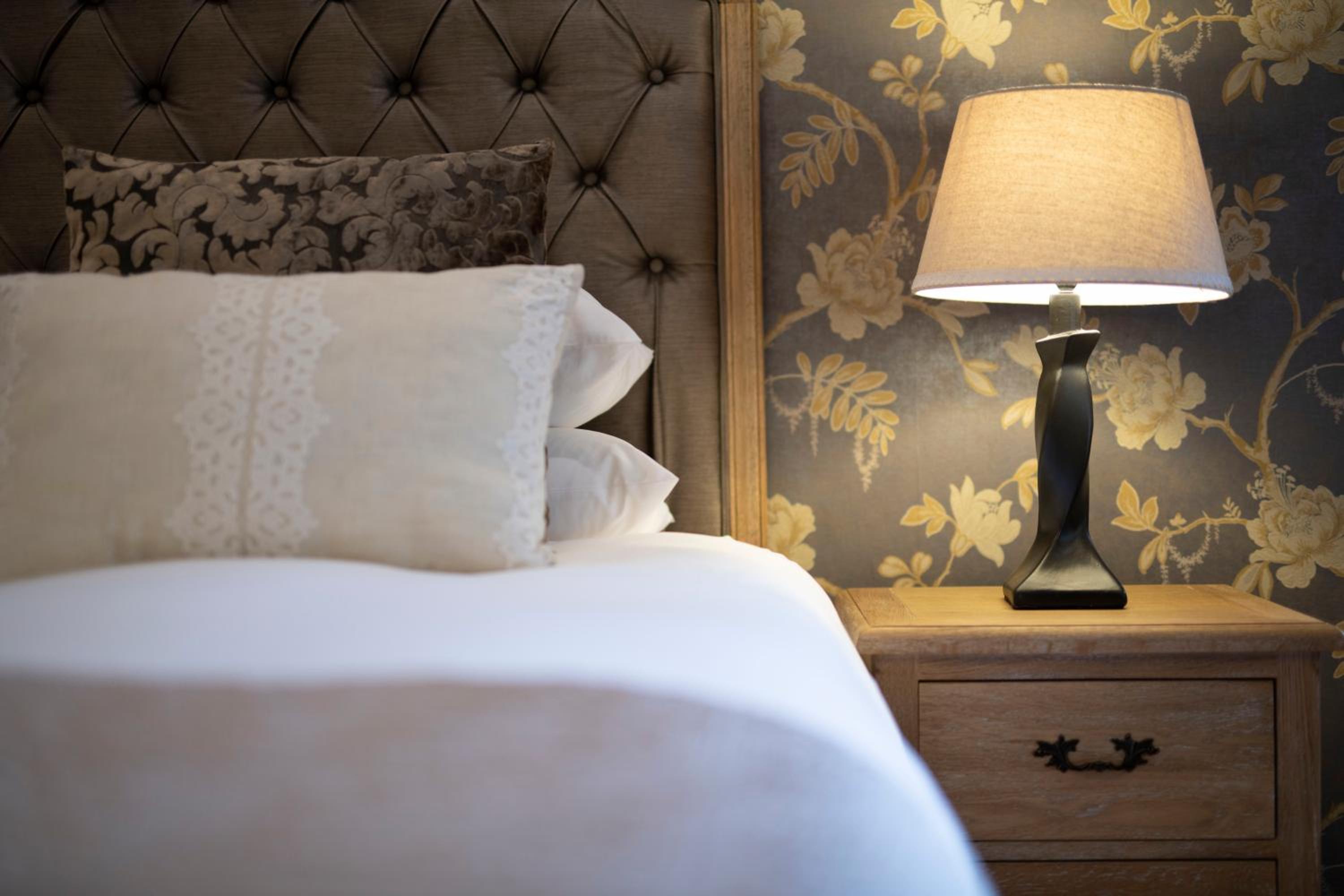 THREE RIVERS LODGE & VILLA ANNA SOPHIA 22/50