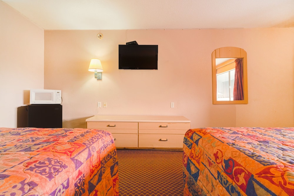 Regency Inn Three Rivers I-37 29/36