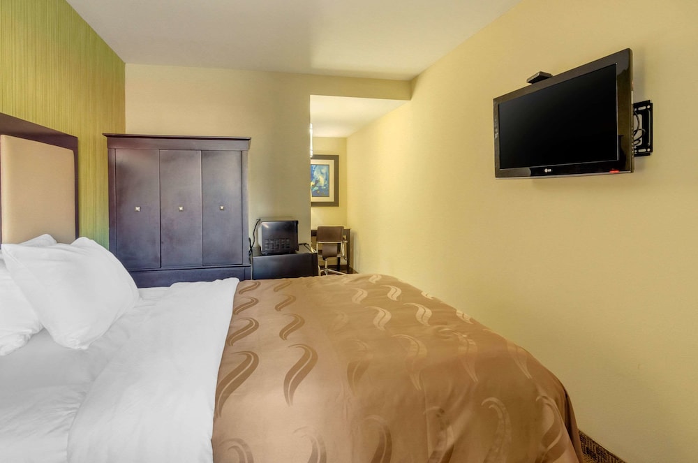 Quality Inn Covington Downtown 11/33