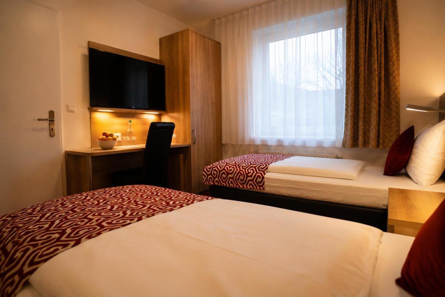 Hotel Stadion Stadt 7/15