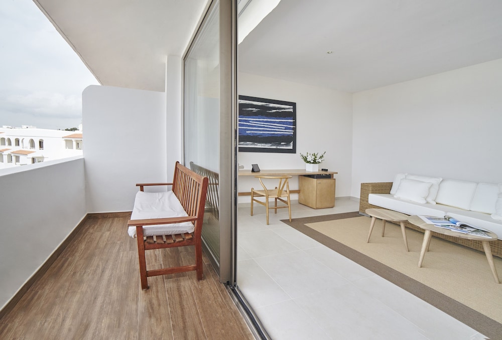 Hotel Tres Torres 13/65