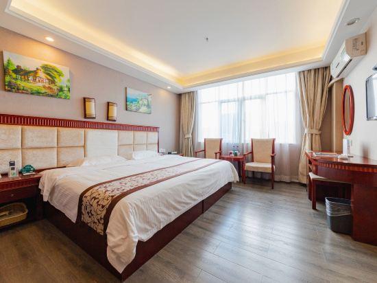 BUSINESS, DOUBLE BED