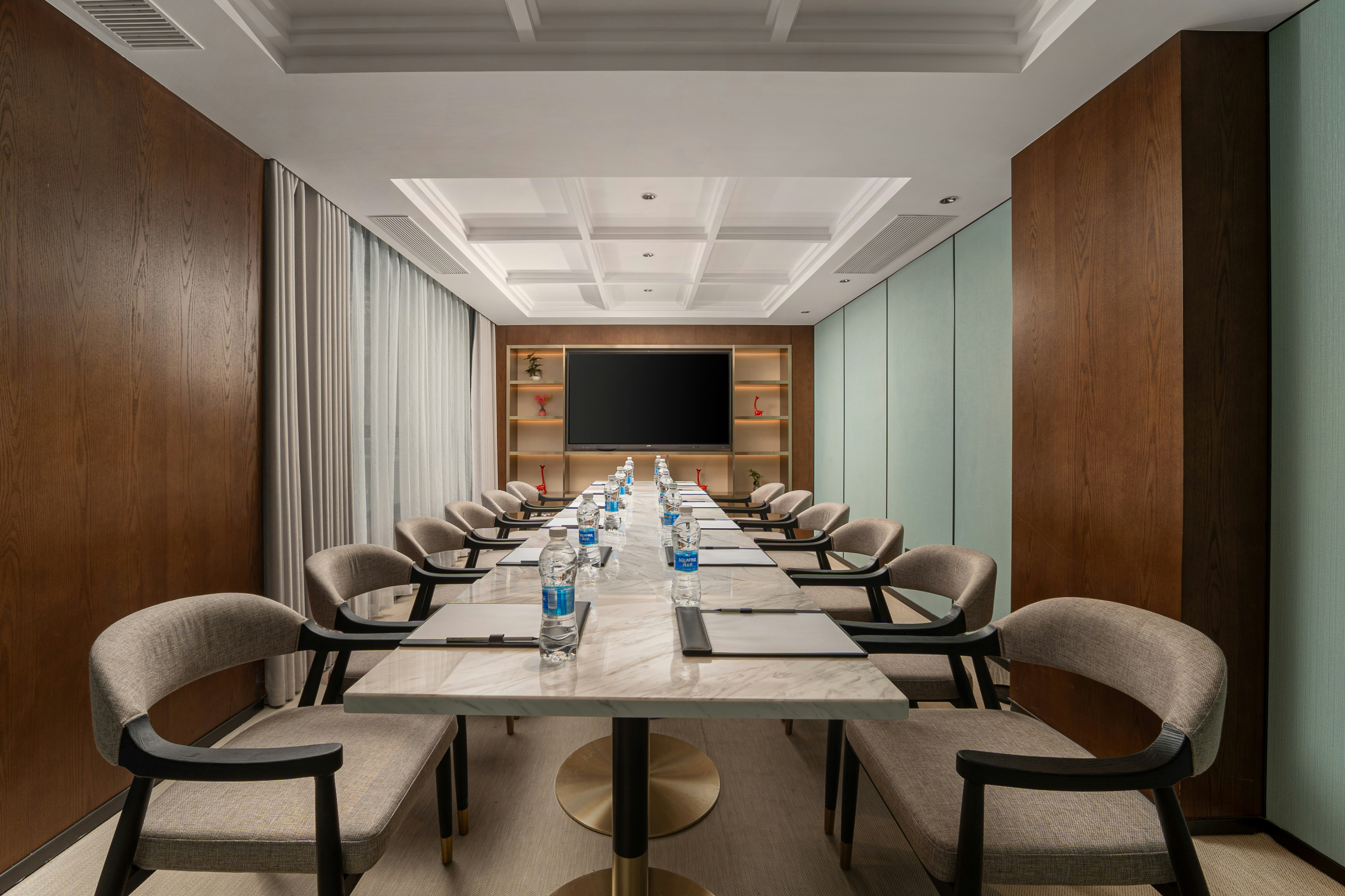 Hilton Garden Inn Shanghai Caoyang 23/24