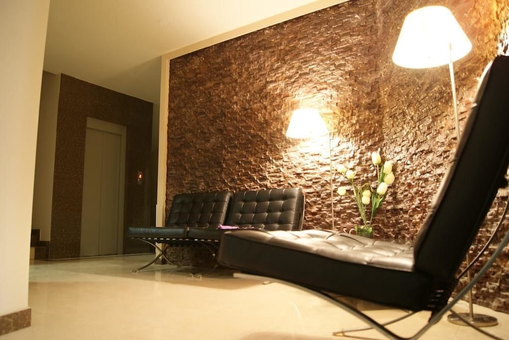 Sani Apart Hotel 11/27