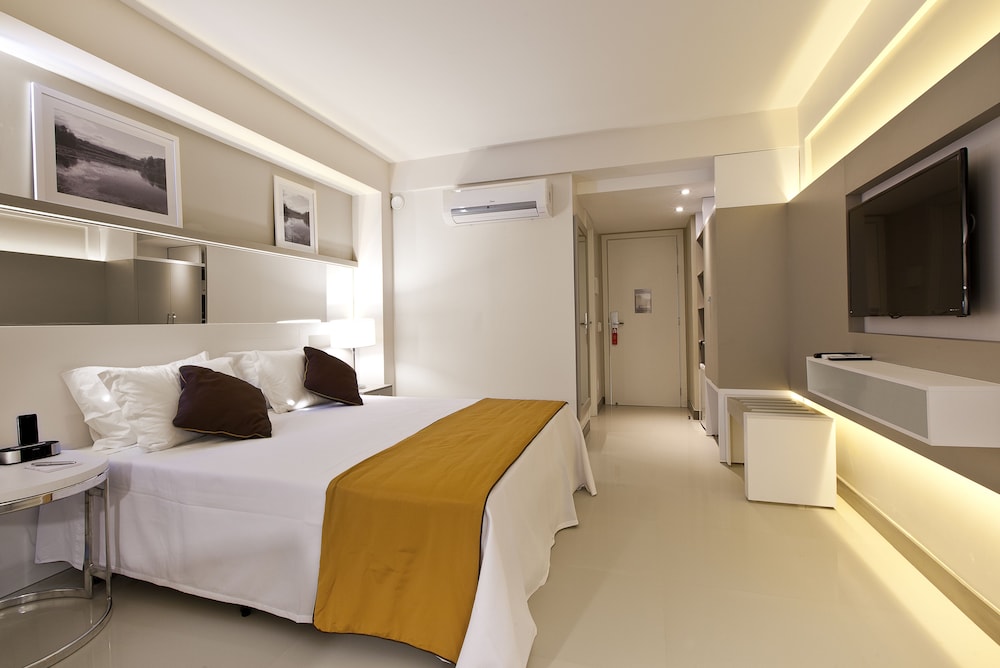 Superior, Queen Bed