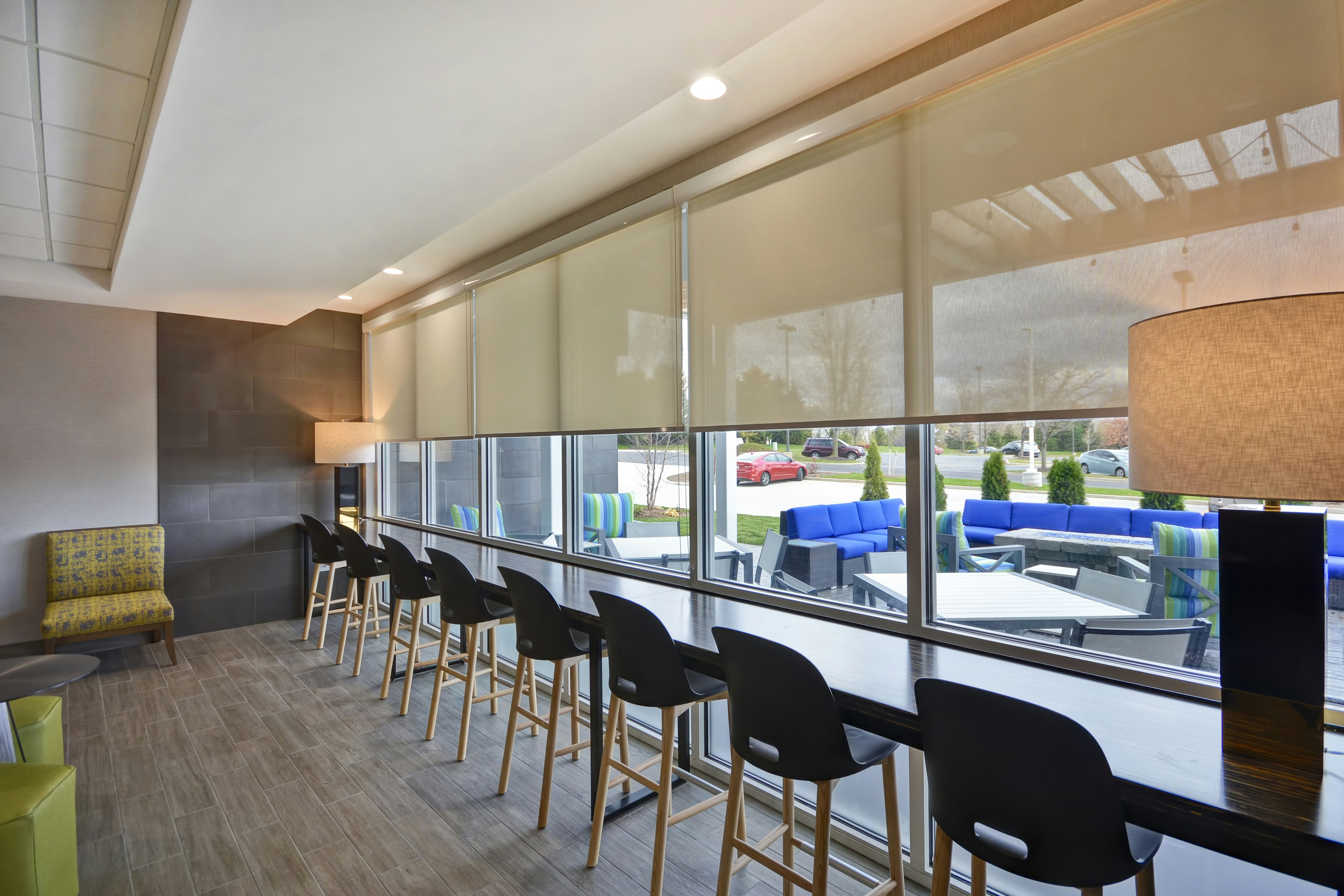 Home2 Suites By Hilton Grand Rapids North 17/25