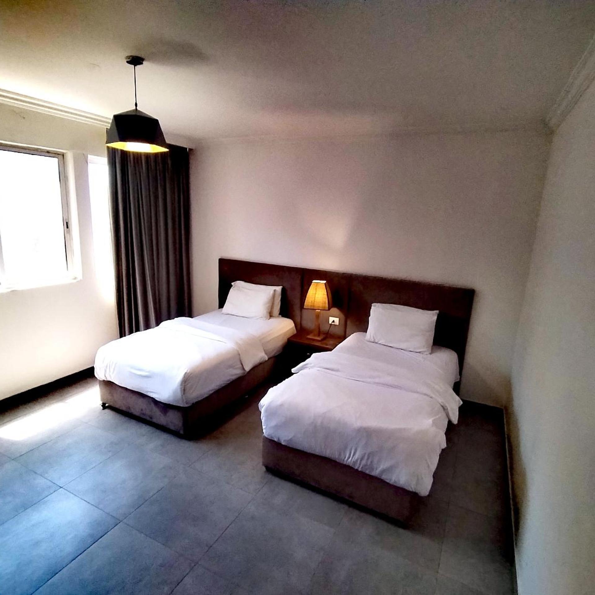 White House Suites 20/58