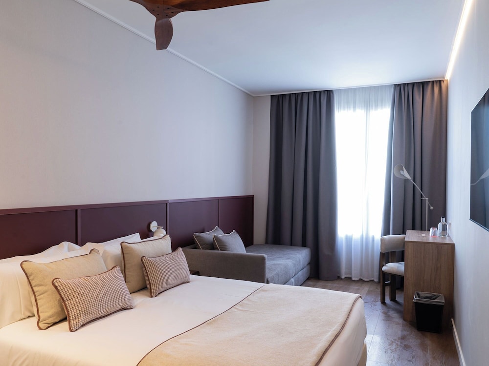 Hotel Well and Come Malaga 18/50