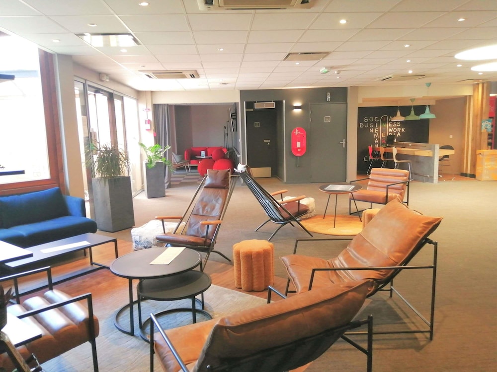 Ibis Poitiers Sud 38/67