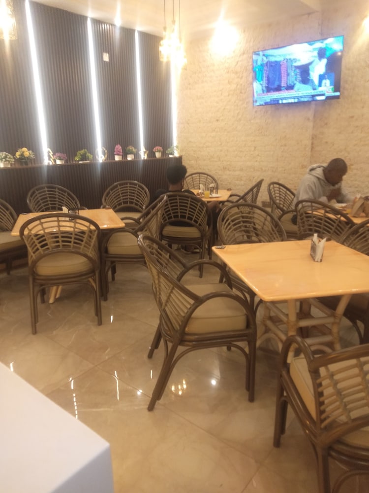 River Sands Hotel & Apartment 27/41