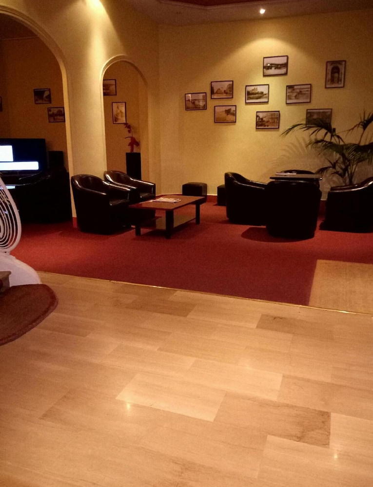 Hotel Moderne 27/45