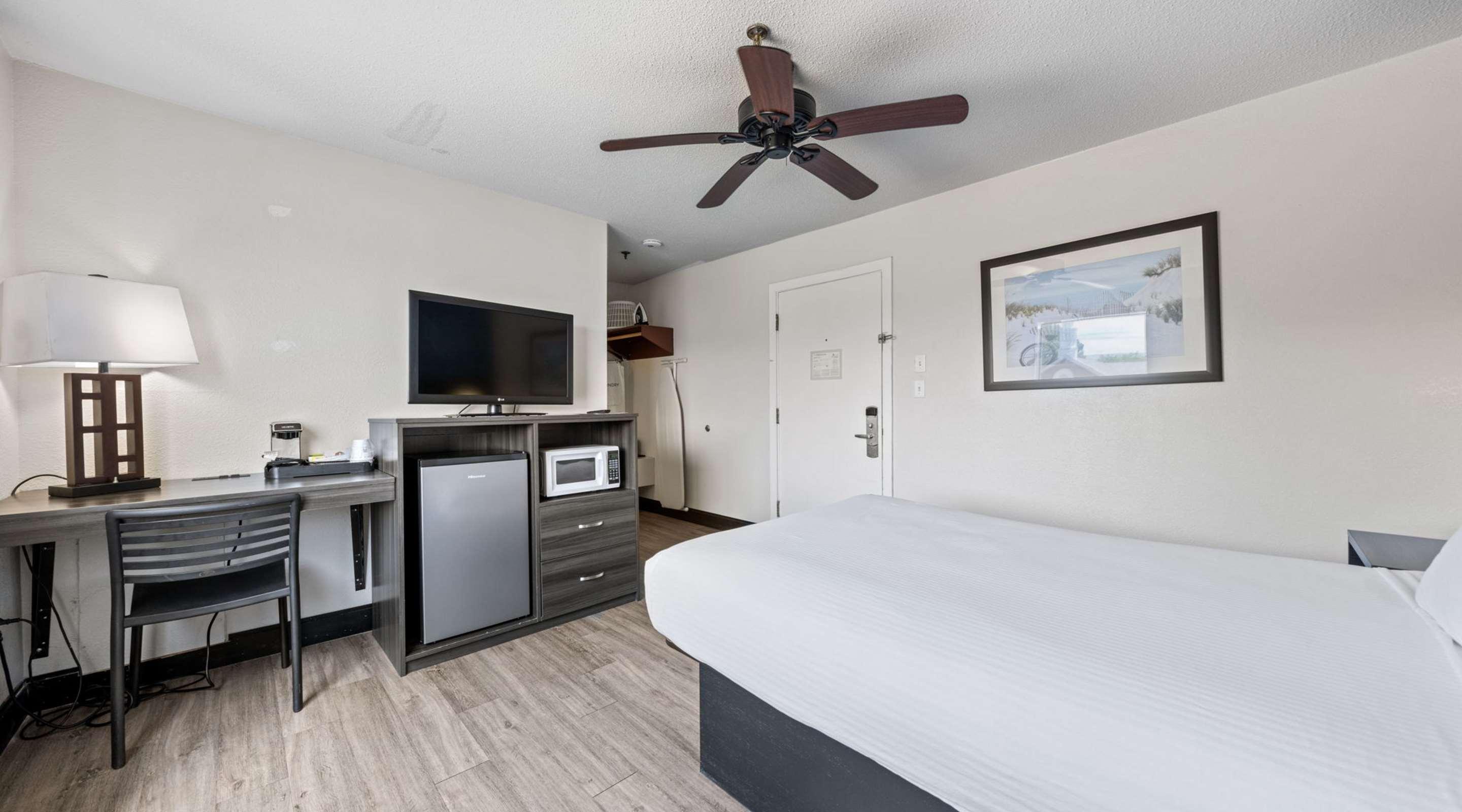 غرفة اقتصادية بسرير مزدوج، SureStay Hotel by Best Western Virginia Beach Royal Clipper 6/8