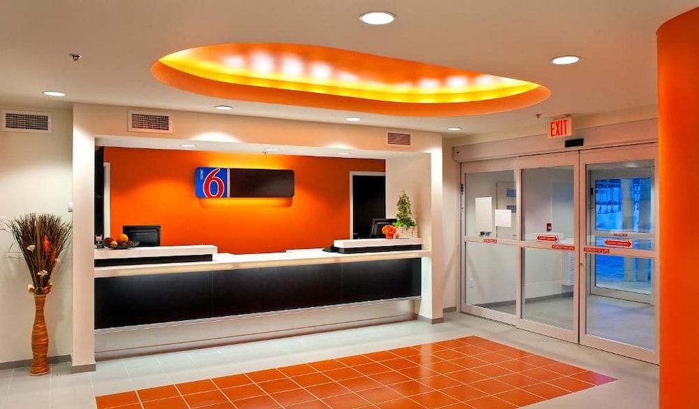 Motel6 Brandon, MB 8/46