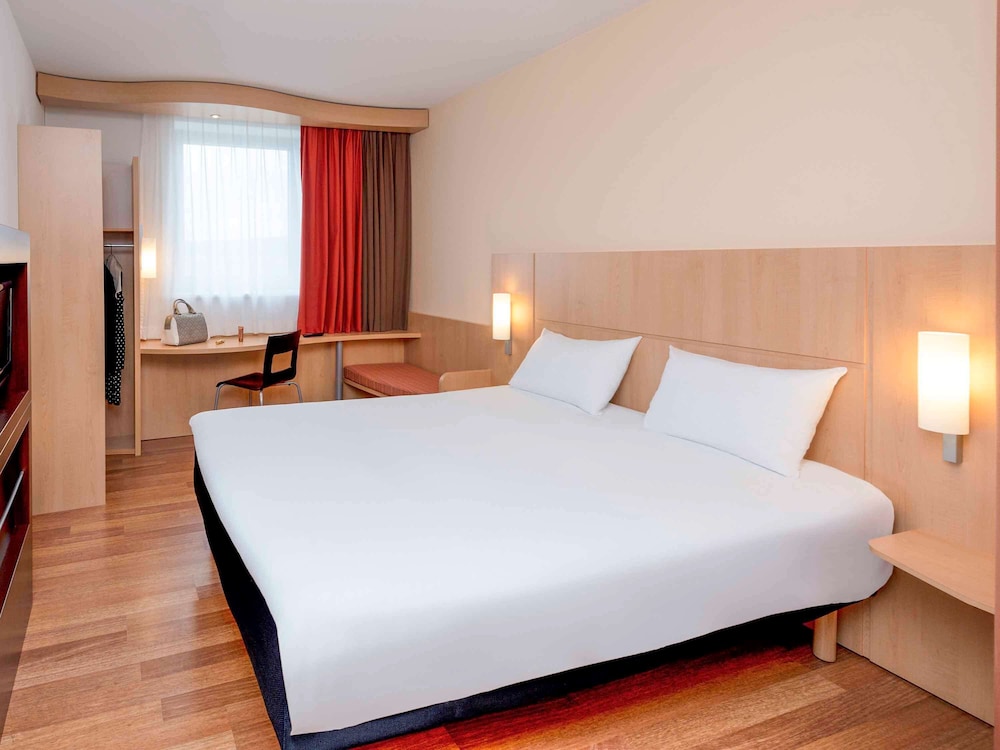 ibis Esch Belval 15/64