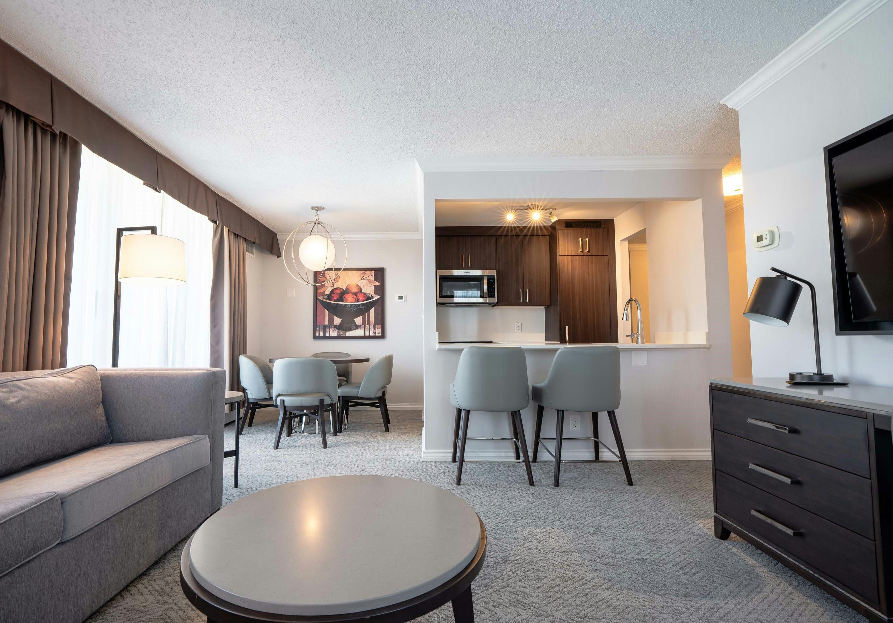 La Grande Residence at the Sutton Place Hotel 26/45