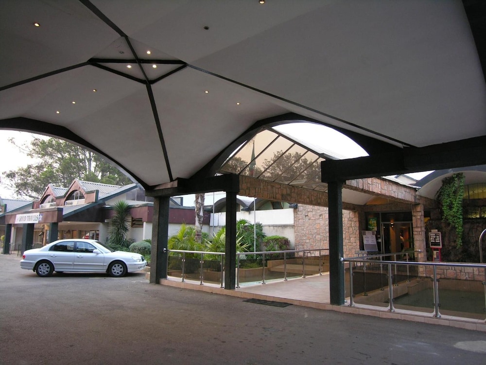 Chrismar Hotel Lusaka 60/68