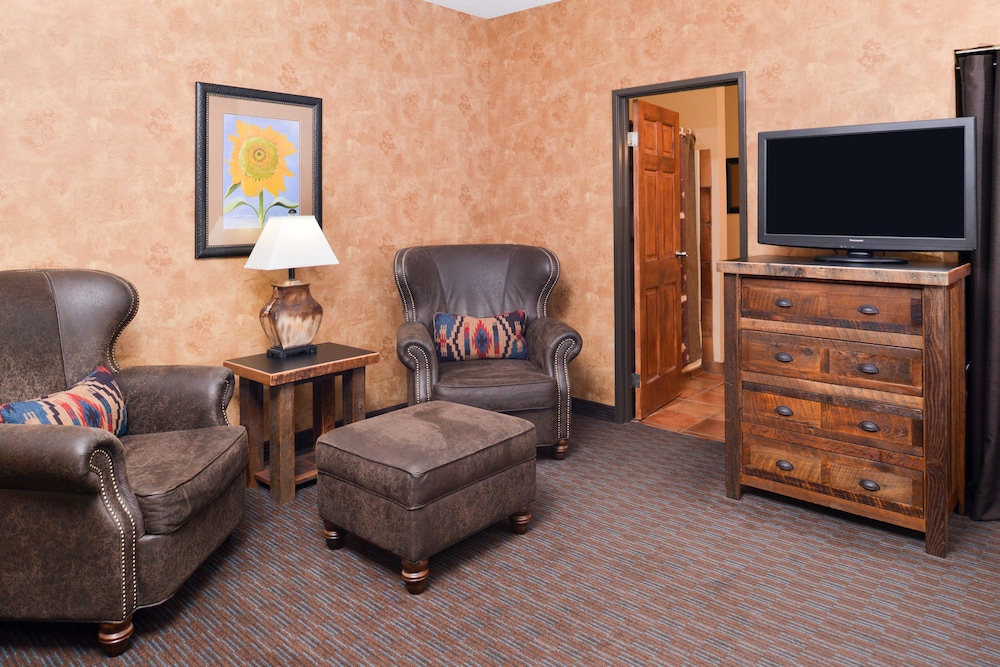 Best Western Plus Inn Of Santa Fe 32/38