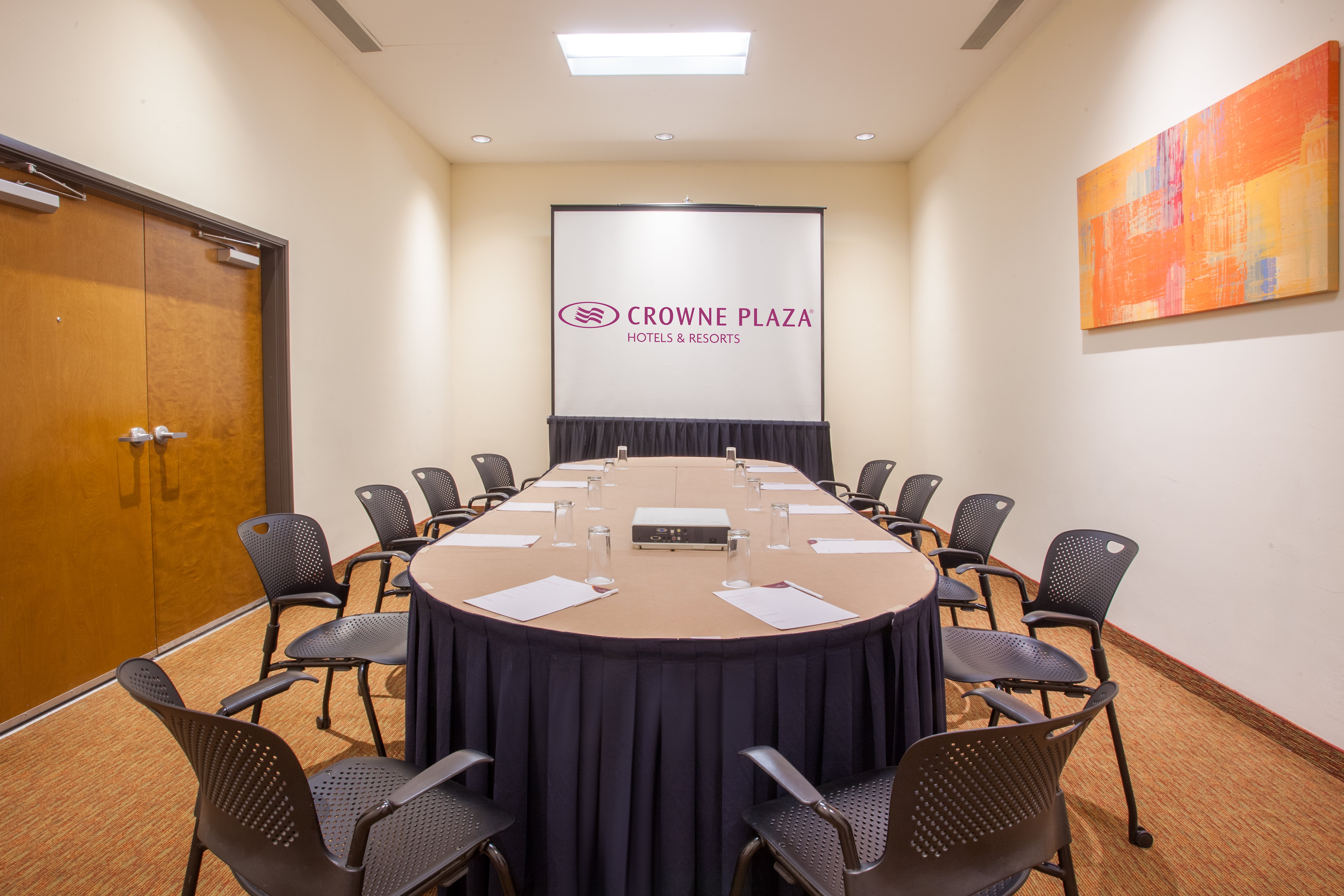 CROWNE PLAZA MONTERREY AEROPUERTO 67/75