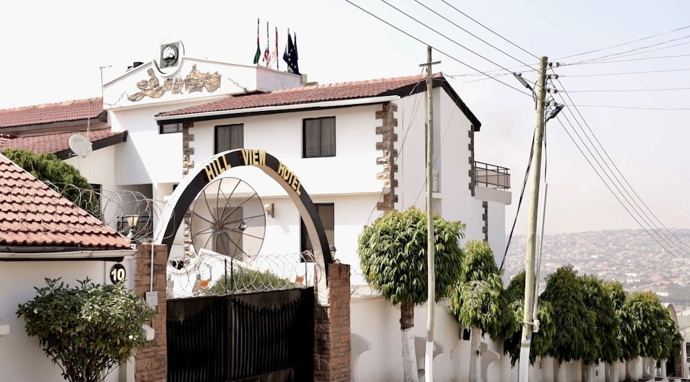 Hill View Hotel Mccarthy Hills 8/67