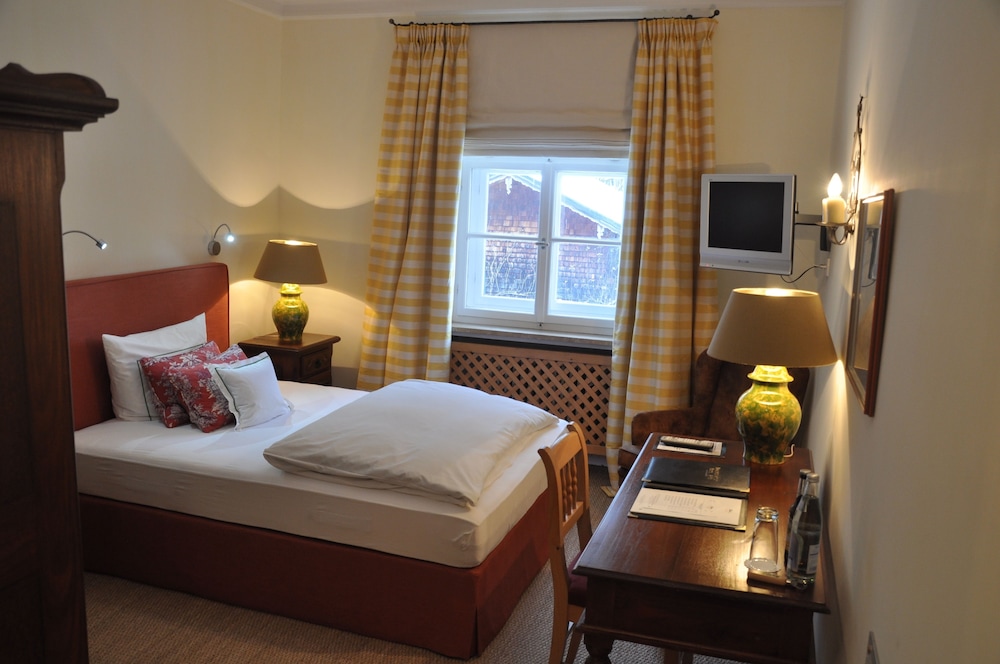 Brauereigasthof-Hotel Aying 13/50