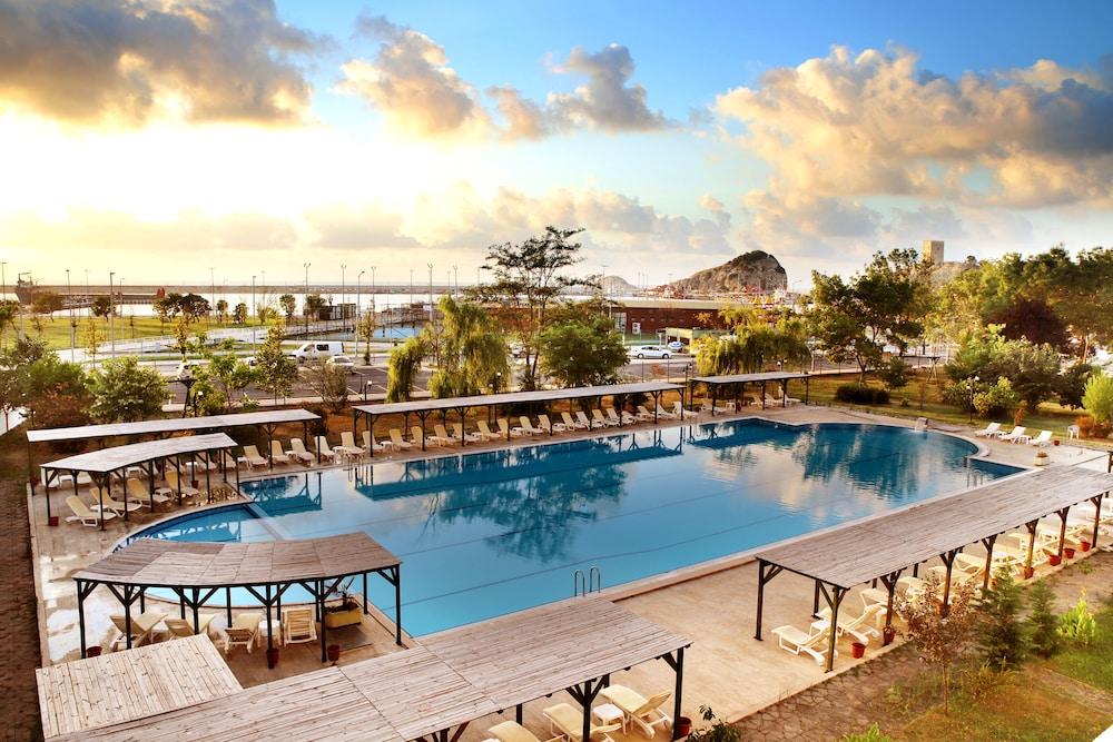 Grand Sile Hotel 16/17