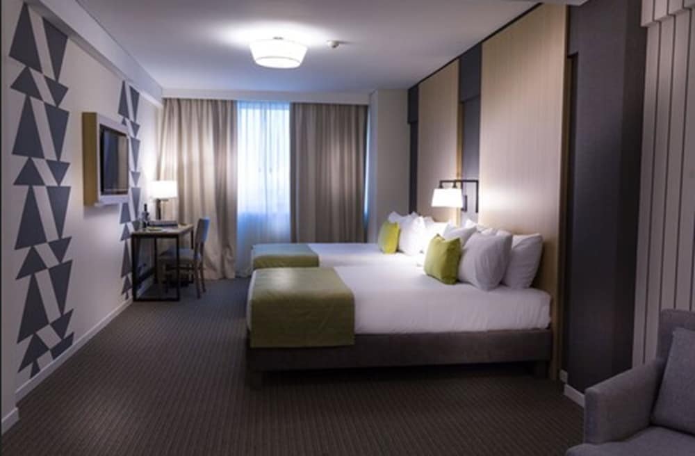 Howard Johnson Plaza by Wyndham Buenos Aires 13/34