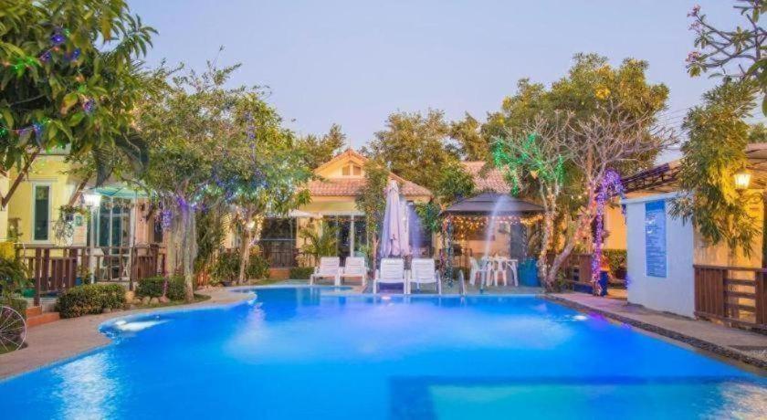 Charm Resort Cha-Am 57/60