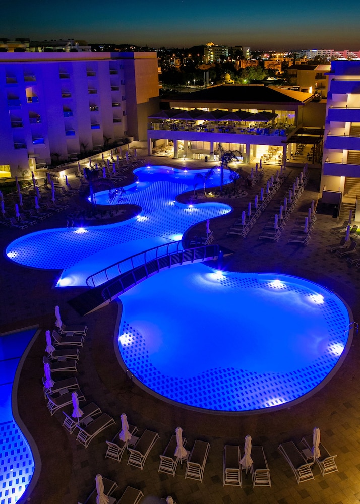 Vangelis Hotel Apartments 70/72