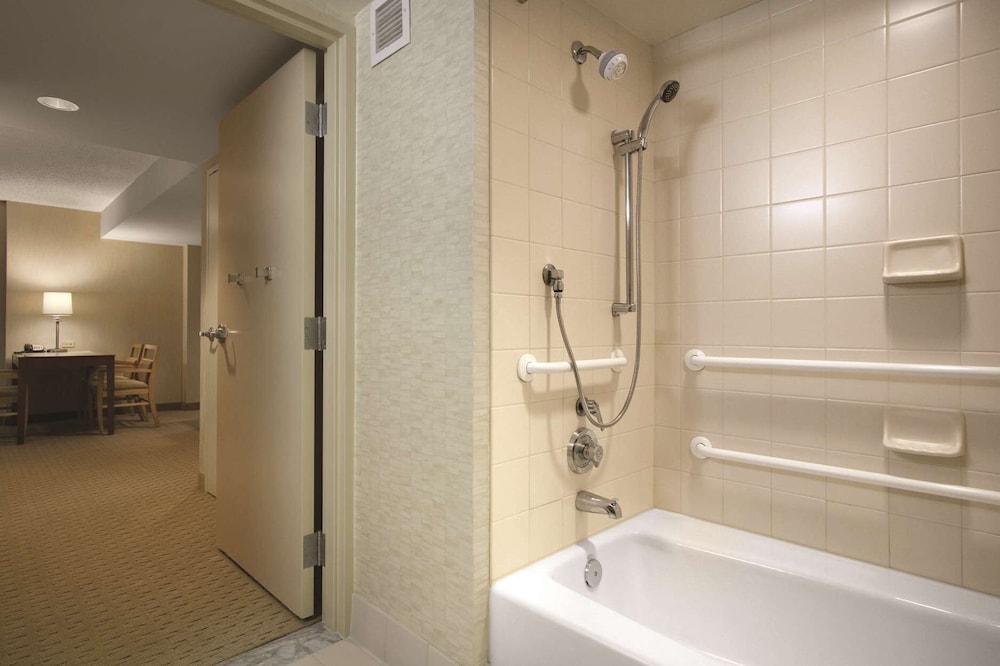 Embassy Suites By Hilton Washington D C Convention Center 31/96