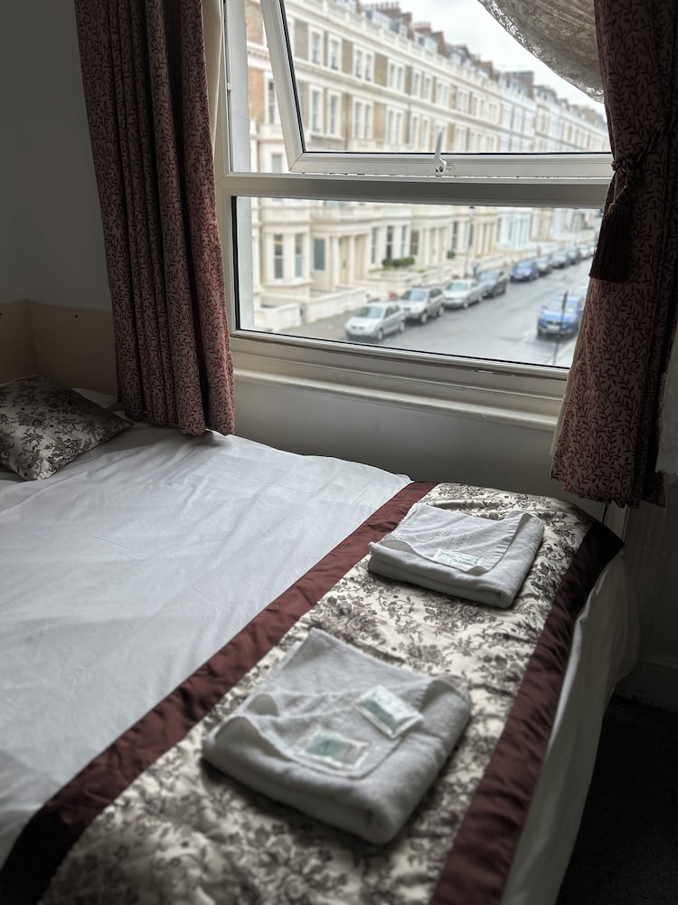 Hotel Earls Court 19/50