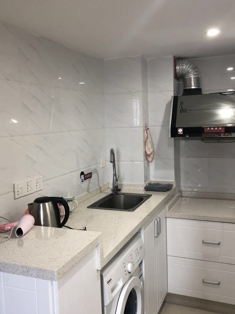 Yunzu Aparthotel (Huanlegu Branch) 9/48