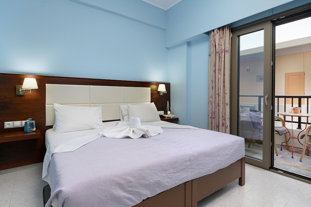 Avra Hotel 17/44