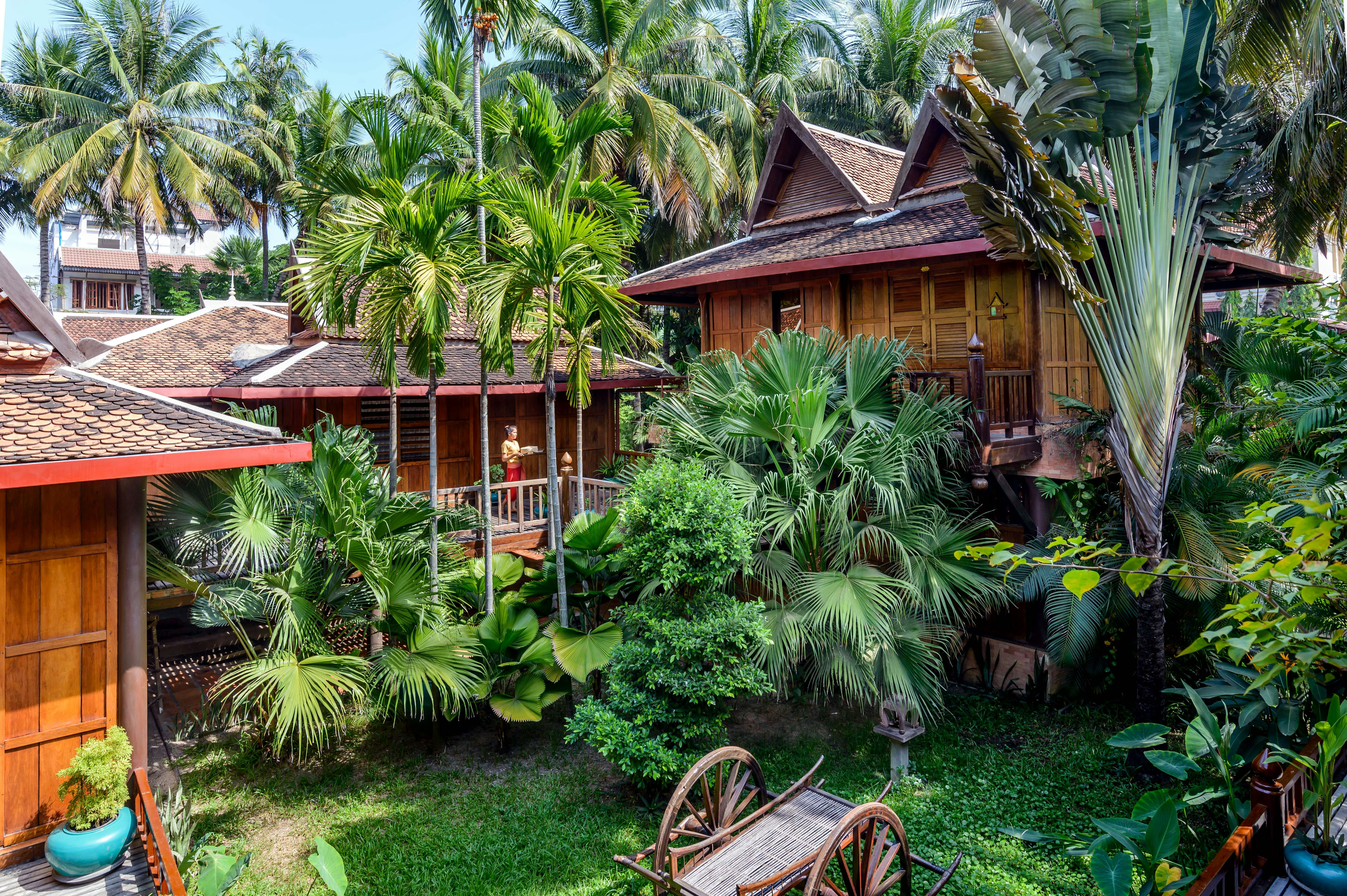 Angkor Village Hotel 40/50