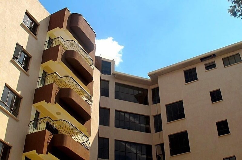 Vela Suites 4/33
